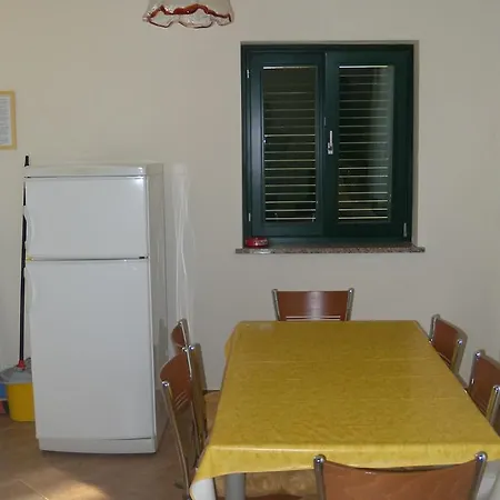 Sv. Marina 3 Apartment Sveta Marina